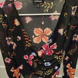 Pretty floral cross wrap shirt